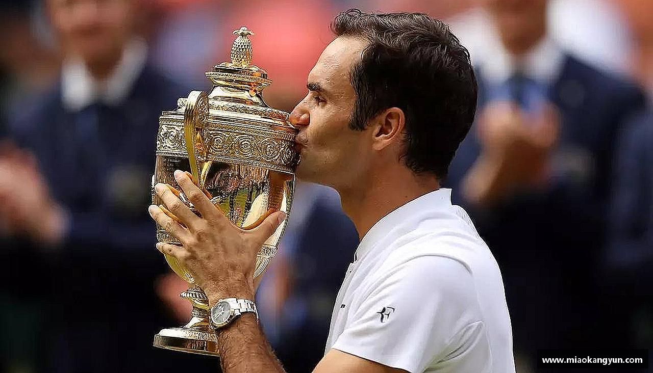 冰球突破拼搏拼出精彩，勇敢向前